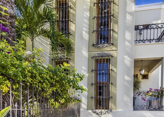 Villa Lucia Arch And Lands End Views - 4200 Sq Ft Luxury Cabo San Lucas