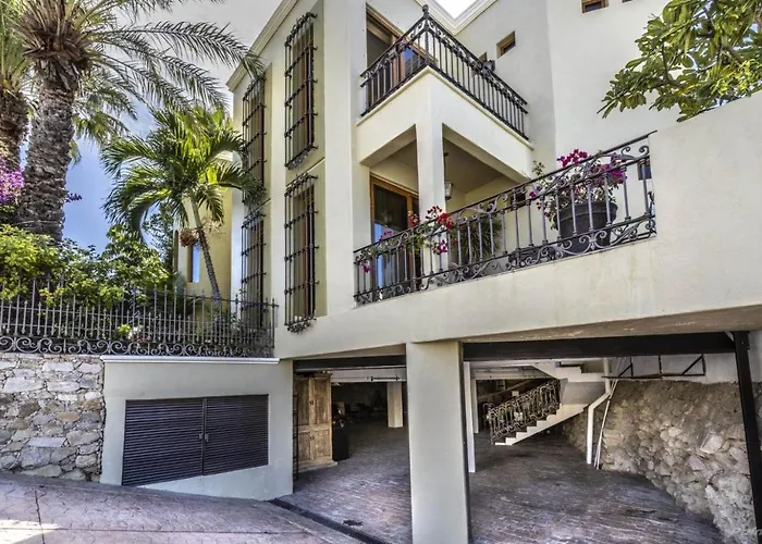Lucia Arch And Lands End Views - 4200 Sq Ft Luxury * Cabo San Lucas